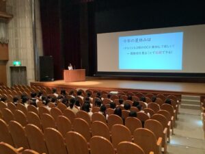 高校２年生の生徒保護者対象進路説明会を開催しました