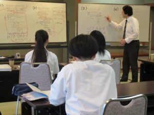 「令和８年度学習合宿」を実施しました