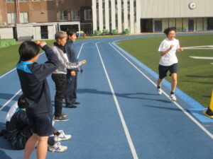 校長の目（持久走）