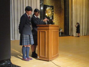 校長の目（講堂礼拝）