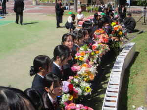 校長の目（学園花まつり③）